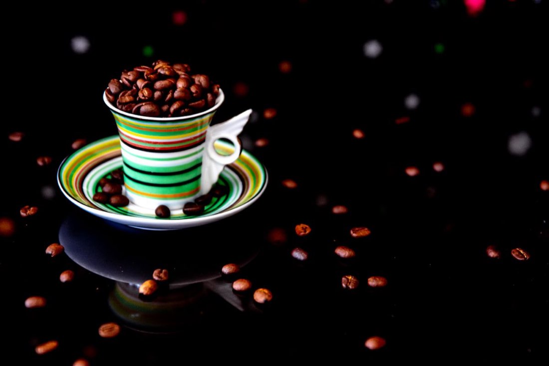 Vi dricker den varje dag utan att blinka: sanningen om koffein och dess biverkningar