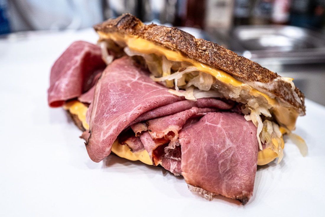 En enklare version av klassikern reuben sandwich