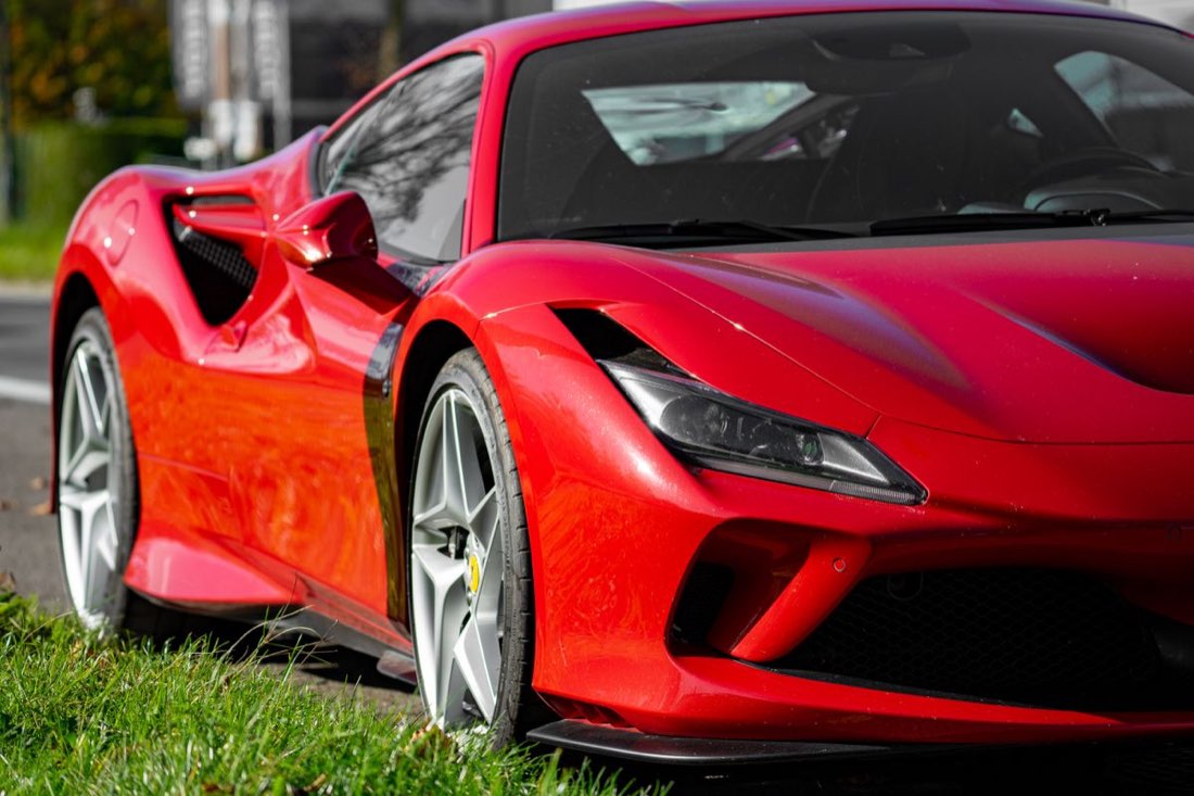 Tjock-Steffe: berättelsen om Gizmondo och Ferrari-kraschen som blev världsnyhet
