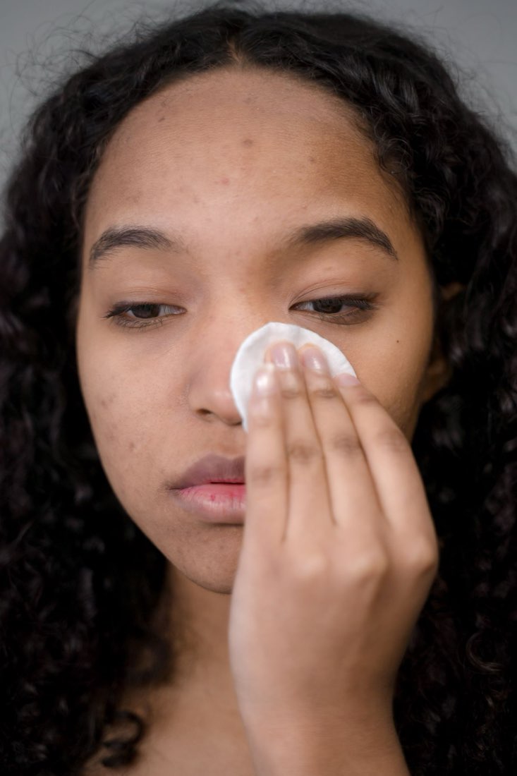 Vad betyder egentligen dermatologiskt testad på din hudvårdsburk?